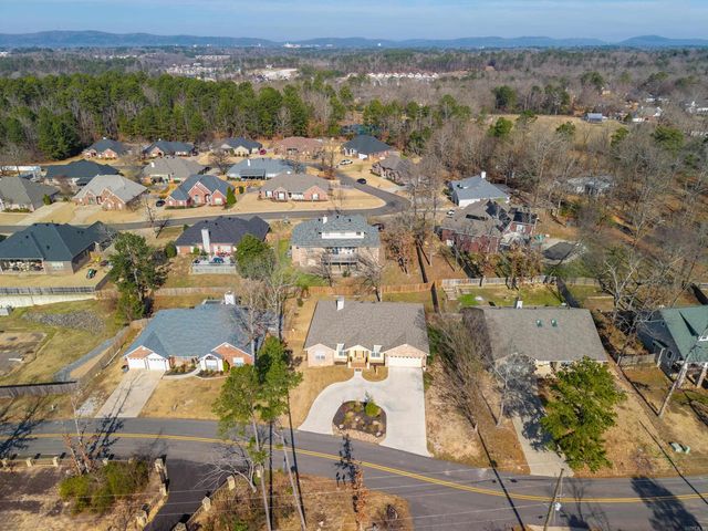 404 Peninsula Drive, Hot Springs, AR 71901