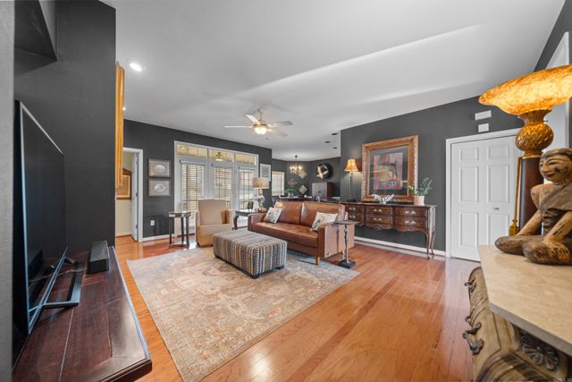 404 Peninsula Drive, Hot Springs, AR 71901