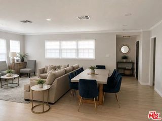 7718 Independence Avenue, Los Angeles, CA 91304