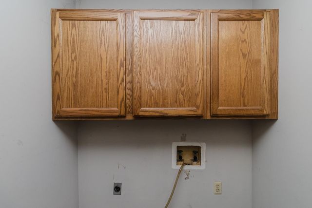 523 W Maywood St, Wichita, KS 67217