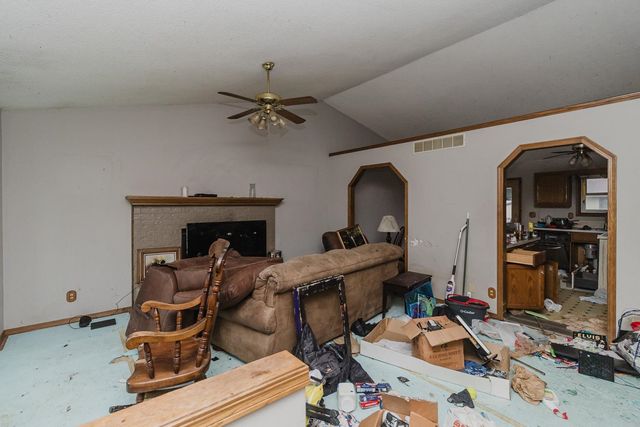 523 W Maywood St, Wichita, KS 67217