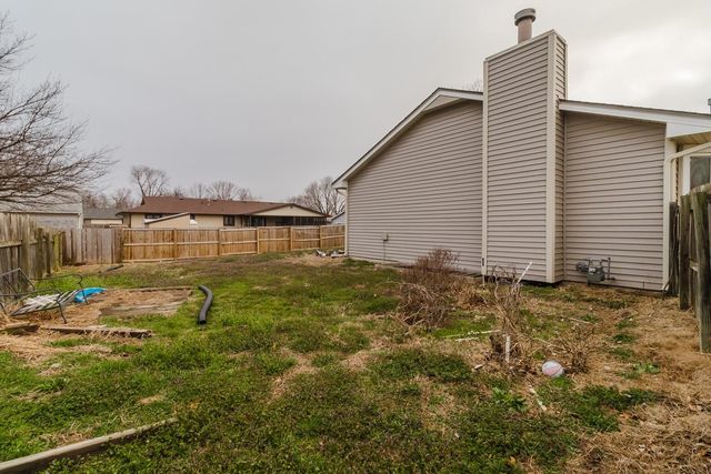 523 W Maywood St, Wichita, KS 67217