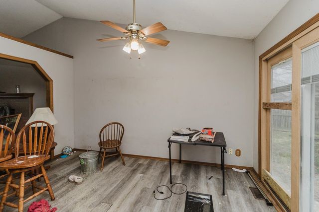 523 W Maywood St, Wichita, KS 67217