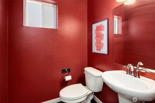 8223 49th Street NE, Marysville, WA 98270