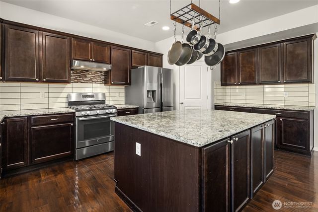 8223 49th Street NE, Marysville, WA 98270