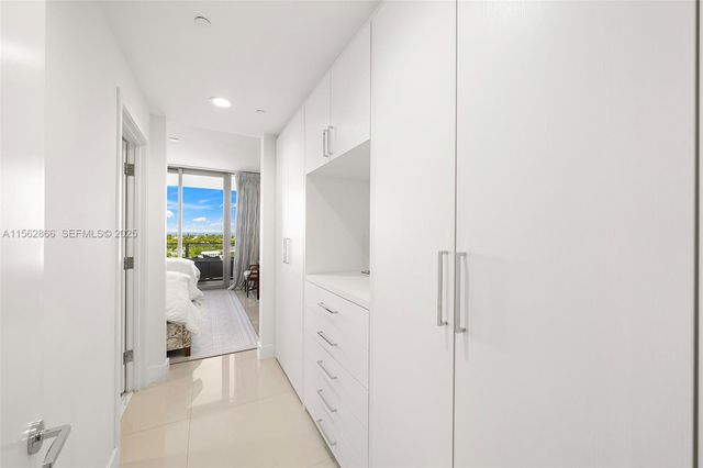 360 Ocean Drive 905S, Key Biscayne, FL 33149