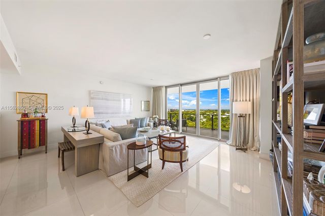 360 Ocean Drive 905S, Key Biscayne, FL 33149