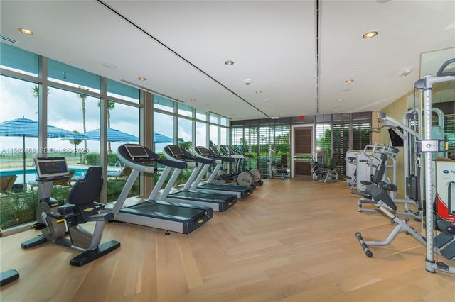 360 Ocean Drive 905S, Key Biscayne, FL 33149