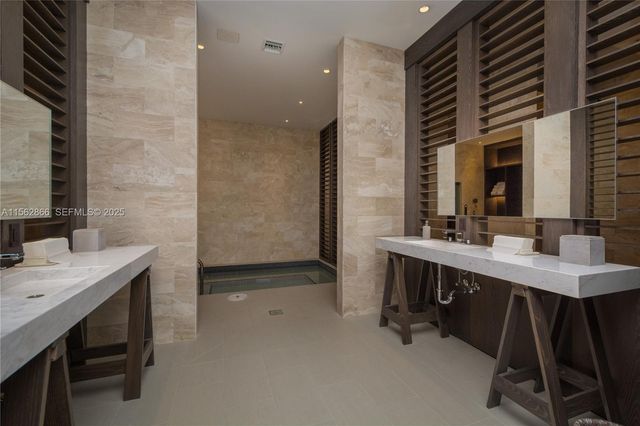 360 Ocean Drive 905S, Key Biscayne, FL 33149