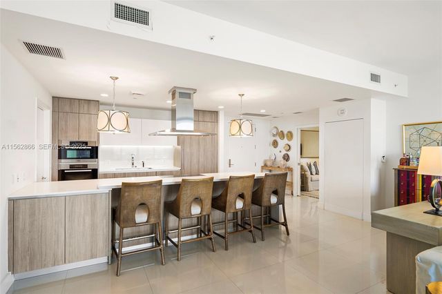 360 Ocean Drive 905S, Key Biscayne, FL 33149