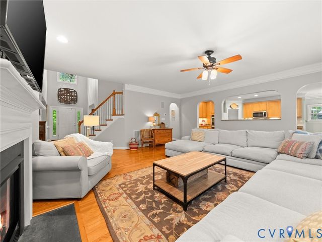 2505 Crest Hollow Ct, Goochland, VA 23063