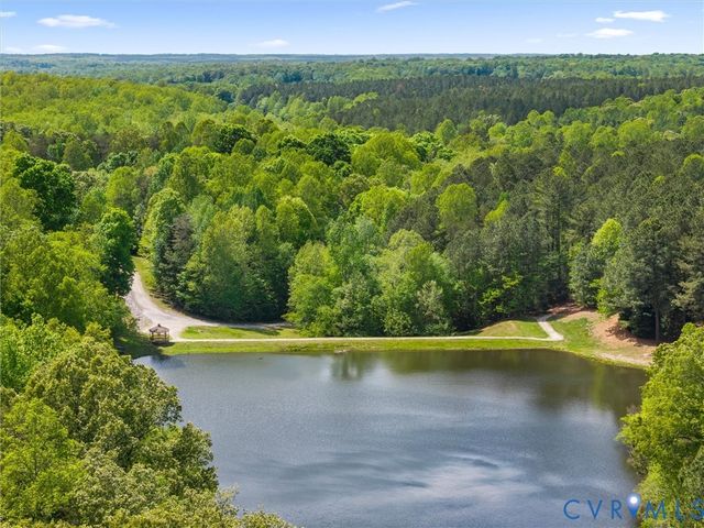 2505 Crest Hollow Ct, Goochland, VA 23063
