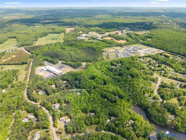 2505 Crest Hollow Ct, Goochland, VA 23063