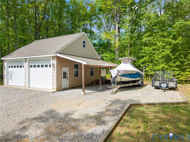 2505 Crest Hollow Ct, Goochland, VA 23063