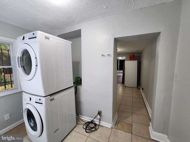 1813 AIKEN ST, Baltimore, MD 21213