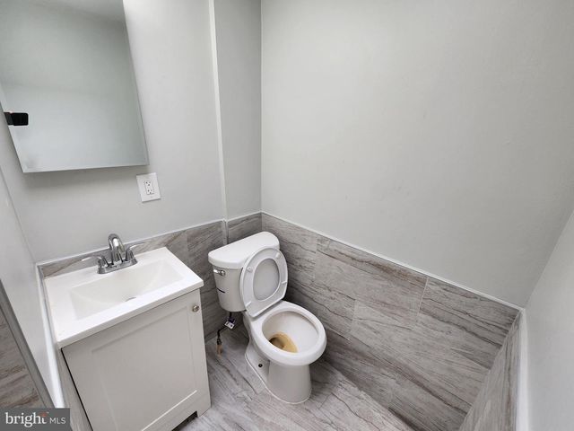 1813 AIKEN ST, Baltimore, MD 21213