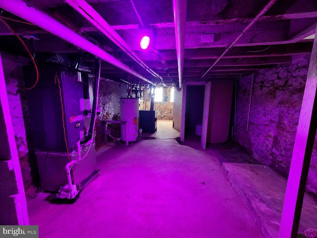 1813 AIKEN ST, Baltimore, MD 21213