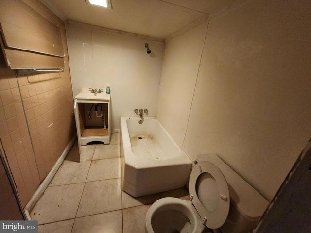 1813 AIKEN ST, Baltimore, MD 21213
