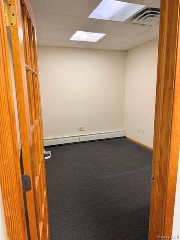 29 E Merrick Road, Valley Stream, NY 11580