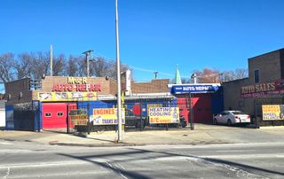 4892 W Grand Avenue, Chicago, IL 60639