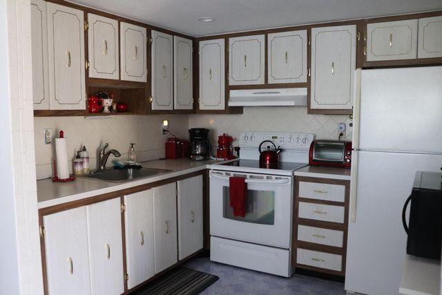 168 Burgundy D, Delray Beach, FL 33484