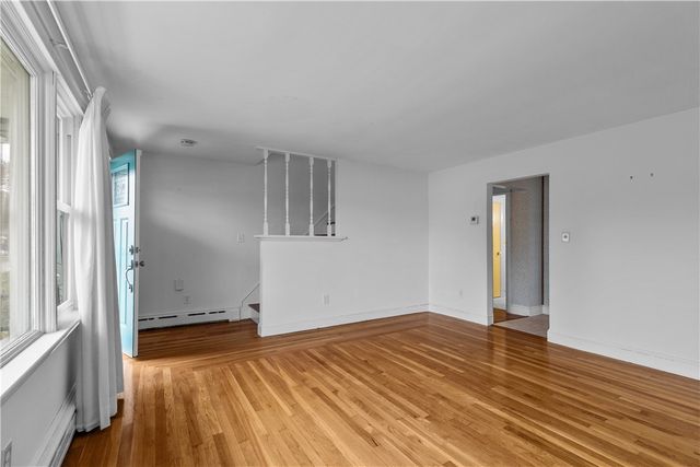 64 Kenyon Road, Tiverton, RI 02878