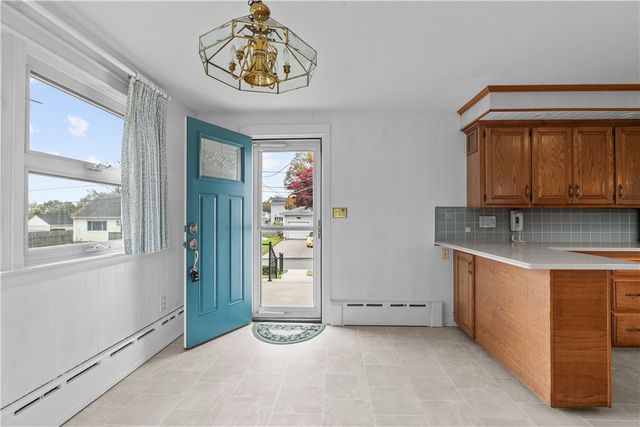 64 Kenyon Road, Tiverton, RI 02878