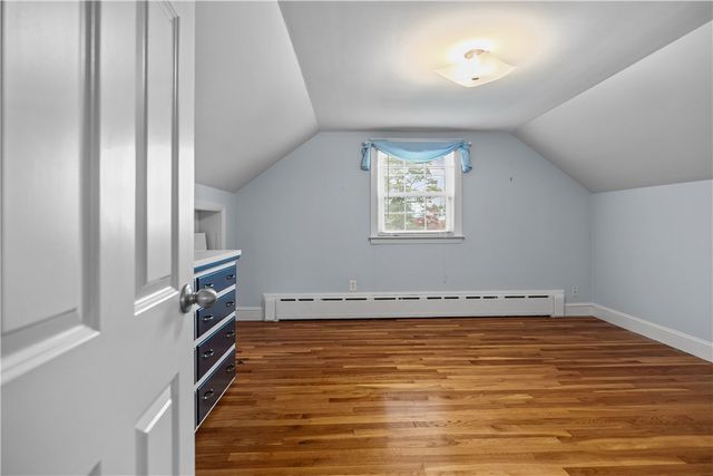 64 Kenyon Road, Tiverton, RI 02878