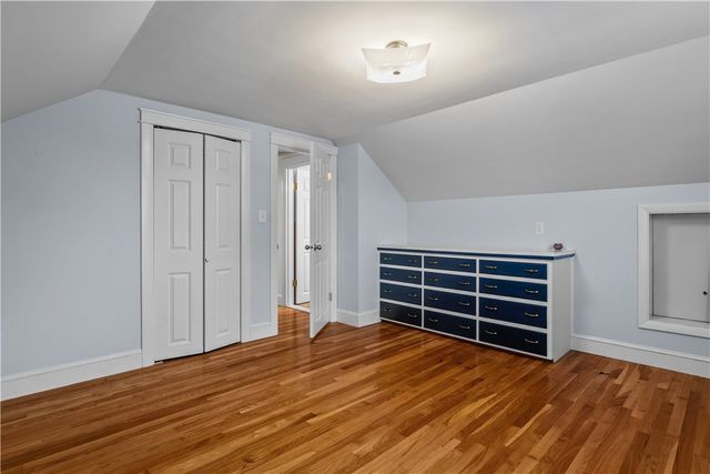 64 Kenyon Road, Tiverton, RI 02878