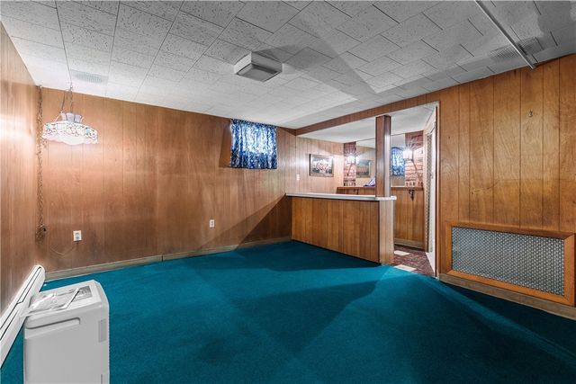 64 Kenyon Road, Tiverton, RI 02878