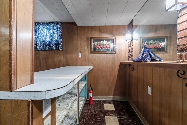 64 Kenyon Road, Tiverton, RI 02878