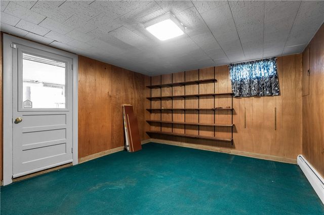 64 Kenyon Road, Tiverton, RI 02878