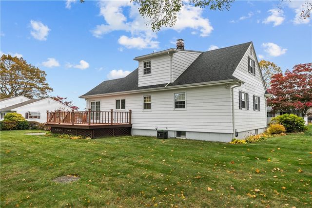 64 Kenyon Road, Tiverton, RI 02878