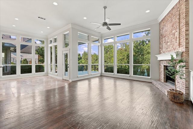 3102 Hillside Drive, Highland Village, TX 75077