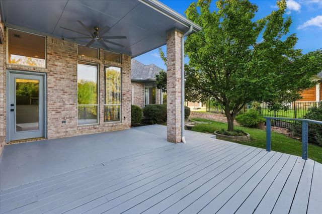 3102 Hillside Drive, Highland Village, TX 75077
