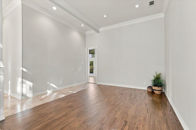 3102 Hillside Drive, Highland Village, TX 75077
