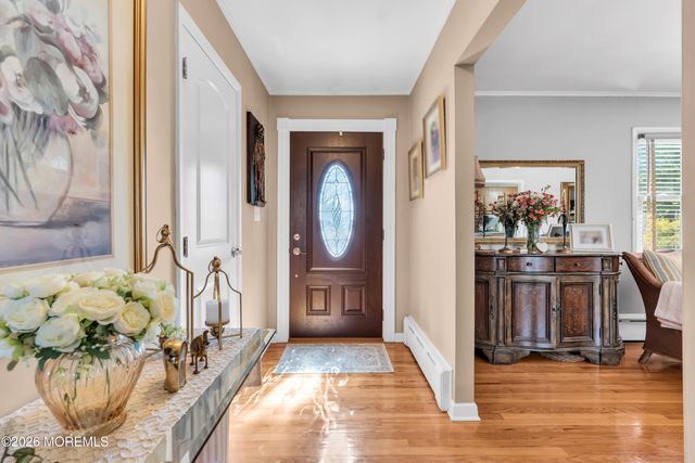 27 Golf Street, West Long Branch, NJ 07764