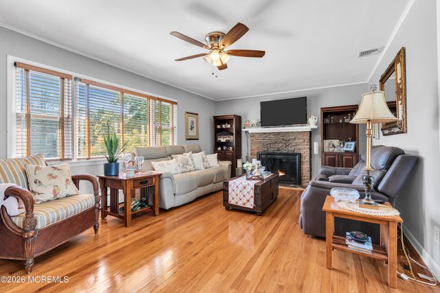 27 Golf Street, West Long Branch, NJ 07764