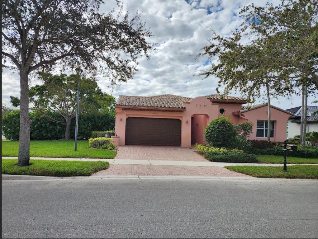 12290 NW 81st Street, Parkland, FL 33076