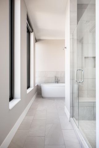 3650 Hazelton Road 413, Edina, MN 55435