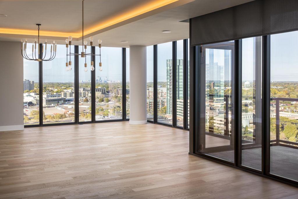 3650 Hazelton Road 413, Edina, MN 55435