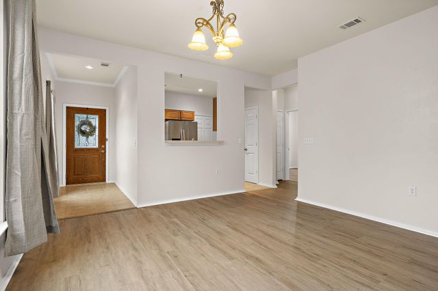 108 Farm Hill DR A, Georgetown, TX 78633
