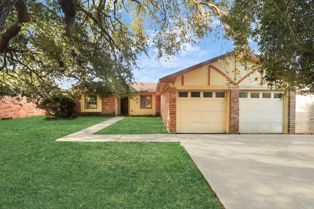 16603 Cairnway Drive, Houston, TX 77084