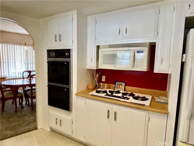 1760 San Benito, Hemet, CA 92545