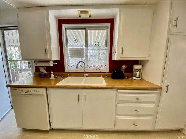 1760 San Benito, Hemet, CA 92545