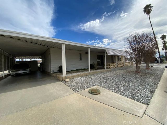 1760 San Benito, Hemet, CA 92545