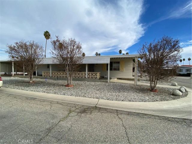 1760 San Benito, Hemet, CA 92545
