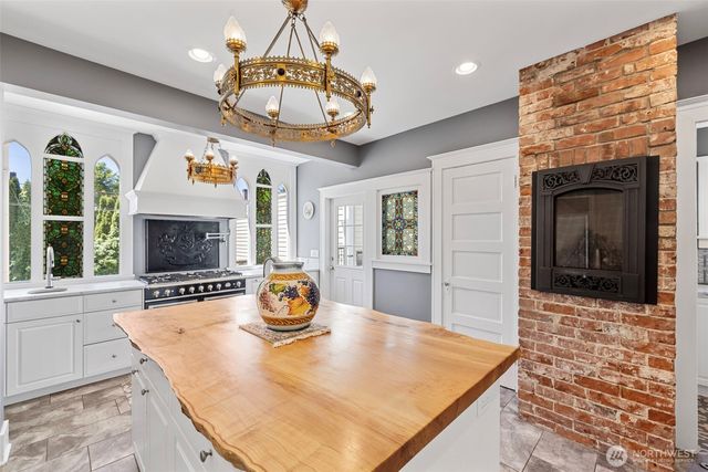 4410 N 45th Street, Tacoma, WA 98407