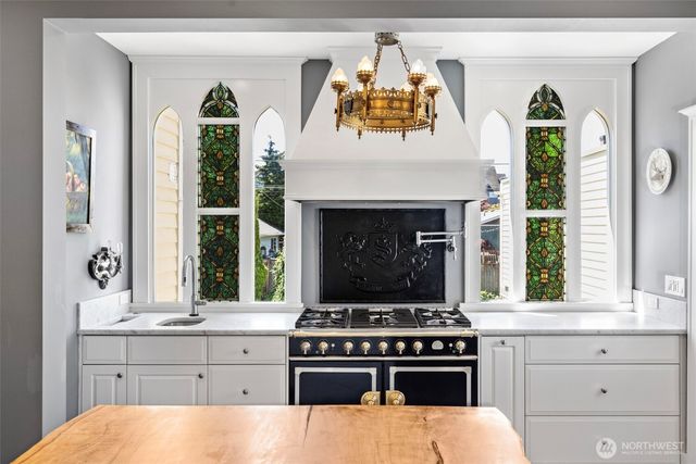 4410 N 45th Street, Tacoma, WA 98407