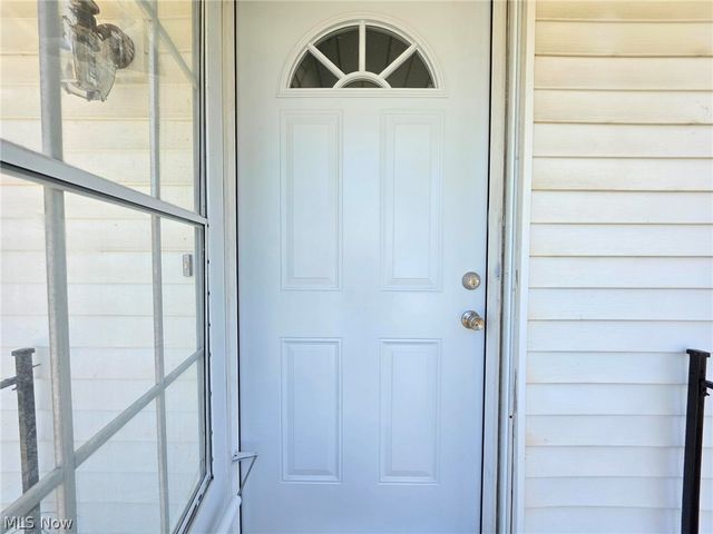 3909 Burger Avenue, Cleveland, OH 44109